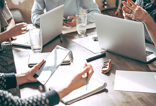 Psychologische Grundlagen in der Führung virtueller Teams